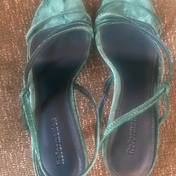 Reformation Green Velvet Heeled Sandal (Marylou) - Picture 6 of 6